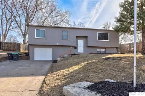 2411 N 190 Cir, Elkhorn, NE 68022