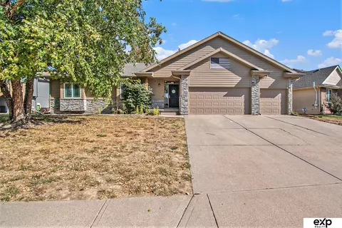 7009 S 162nd Ave, Omaha, NE 68136