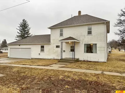211 E 3rd St, Clarkson, NE 68629