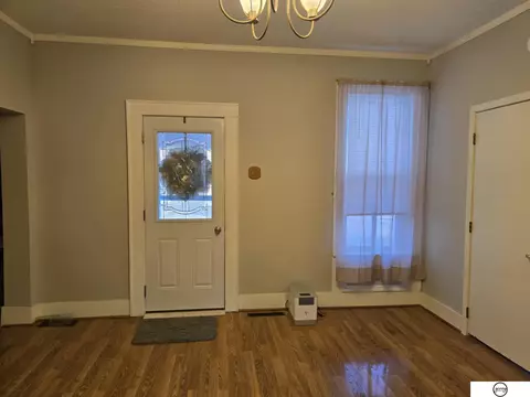 412 E 4th St, Stromsburg, NE 68666 photo 3