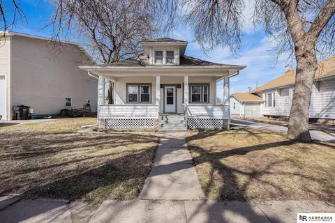 1230 E 6th St, Fremont, NE 68025