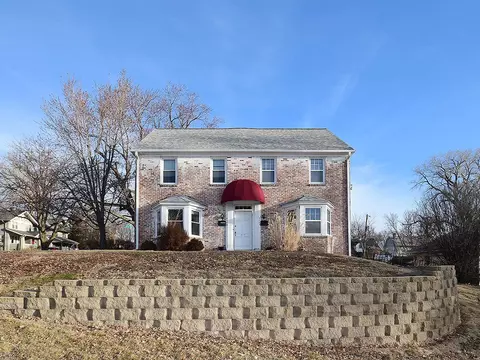 4728 Wakeley St, Omaha, NE 68132