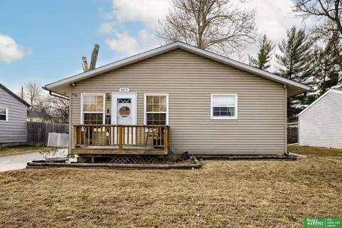4415 Judson St, Lincoln, NE 68504