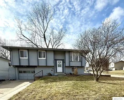 6604 S 140th Ave, Omaha, NE 68137