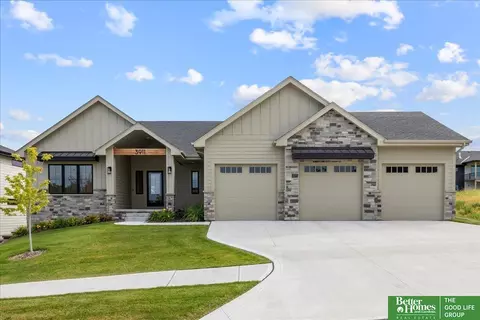 3911 S 213 St, Omaha, NE 68022