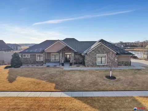 3009 W Gazebo Rd, Lincoln, NE 68523
