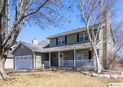 6740 S 51 St, Lincoln, NE 68516