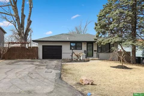 4148 N 60th Ave, Omaha, NE 68104