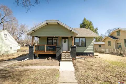 2238 S 33rd St, Lincoln, NE 68506