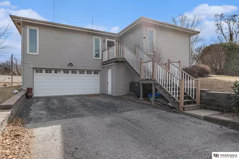 5745 N 79 St, Omaha, NE 68134