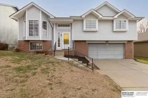 3303 N 150 Ave, Omaha, NE 68116