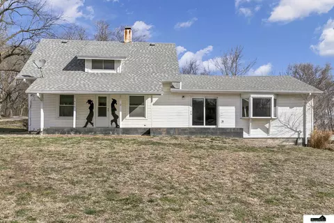426 5th St, Otoe, NE 68417