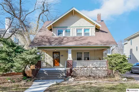 2042 Ryons St, Lincoln, NE 68502