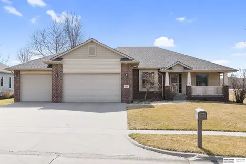 3331 Peterson Ave, Fremont, NE 68025