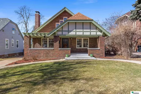 2322 N 50 Ave, Omaha, NE 68104