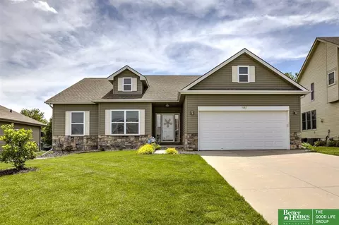 14927 Ellison Ave, Omaha, NE 68116