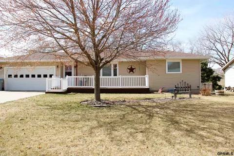 465 N F St, Milford, NE 68405