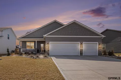 7704 S 184th Ave, Omaha, NE 68136