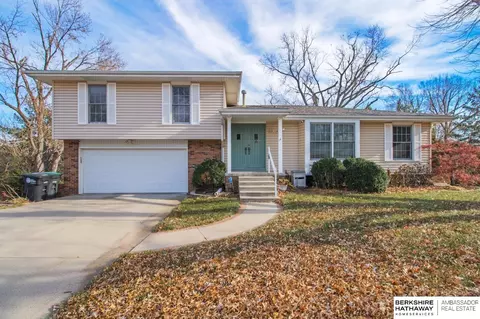2311 N 102 St, Omaha, NE 68134