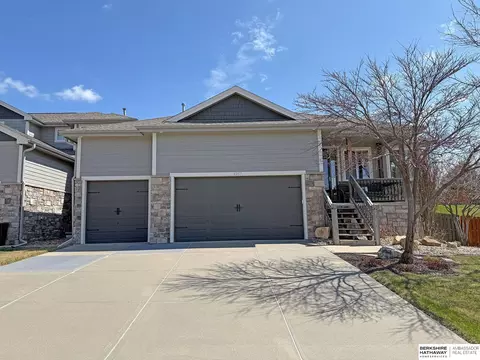 6207 S 193rd St, Omaha, NE 68135