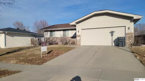 1830 SW 26th St, Lincoln, NE 68522