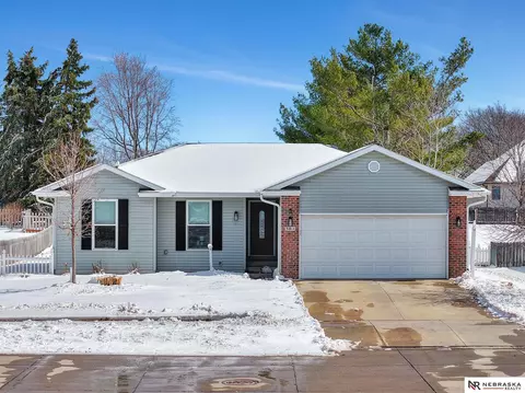 301 N 28th St, Ashland, NE 68003