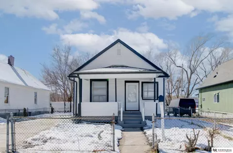 2514 N 25th St, Omaha, NE 68111