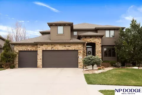 19258 Briggs St, Omaha, NE 68130