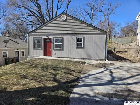 2120 Crawford St, Bellevue, NE 68005
