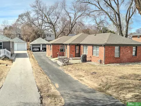 11181120 N 49th Ave, Omaha, NE 68132