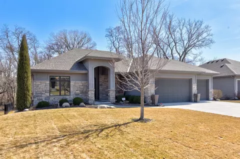 1715 Blue Sage Pkwy, Elkhorn, NE 68022