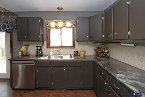 1700 N 18th St, Beatrice, NE 68310 photo 6
