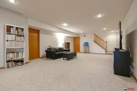511 Spring View Cir, Beatrice, NE 68310 photo 26