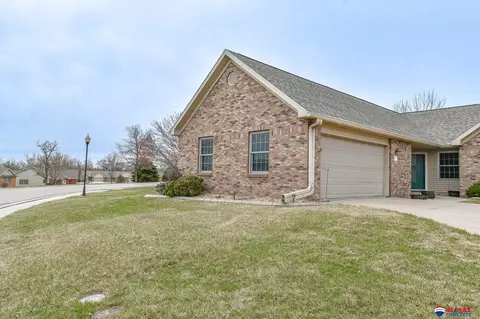 511 Spring View Cir, Beatrice, NE 68310 photo 40