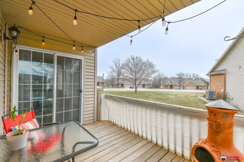 511 Spring View Cir, Beatrice, NE 68310 photo 38
