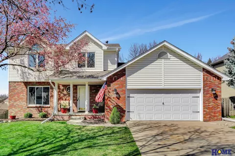 6815 S 51st St, Lincoln, NE 68516