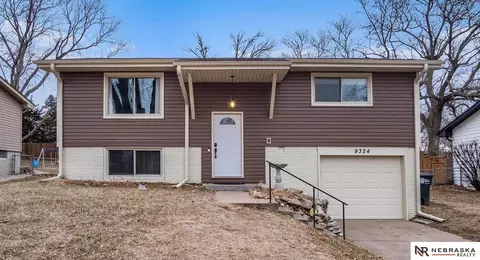 9324 Laurel Ave, Omaha, NE 68134