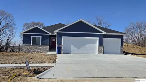 2689 N Oak St, Wahoo, NE 68066