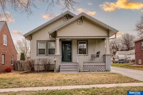 2626 S 12th St, Lincoln, NE 68502