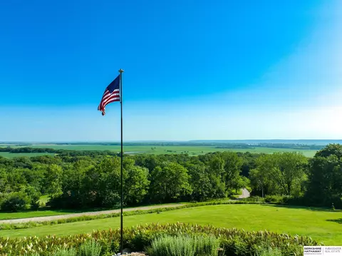 2687 Bluebird Lane Apt 41 Acres Ln #41+ ACRES, Omaha, NE 68112