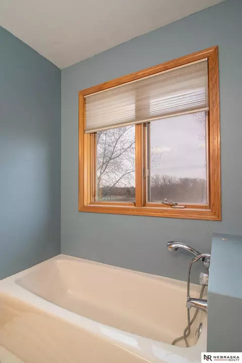 1364 Prairie View Rd, Eagle, NE 68347 photo 9