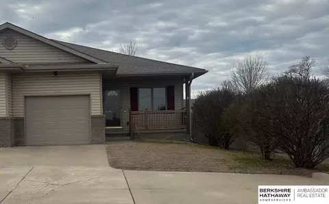 1513 23rd Ave, Council Bluffs, IA 51501