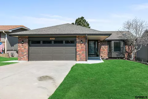 2024 Independence Dr, Lincoln, NE 68521