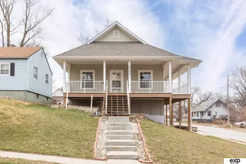 4304 Miami St, Omaha, NE 68111