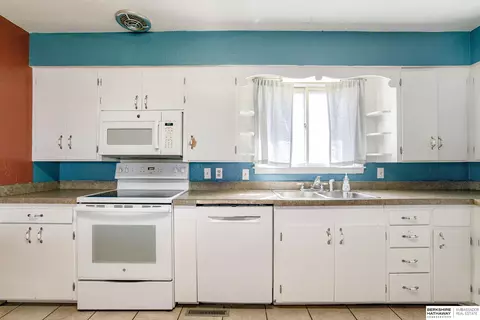 Kitchen - 12 Mulberry St, Johnson, NE 68378 photo 5 of 5
