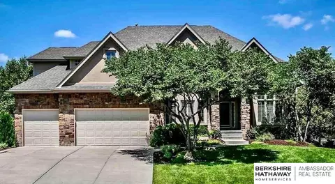 19264 Williams St, Omaha, NE 68130