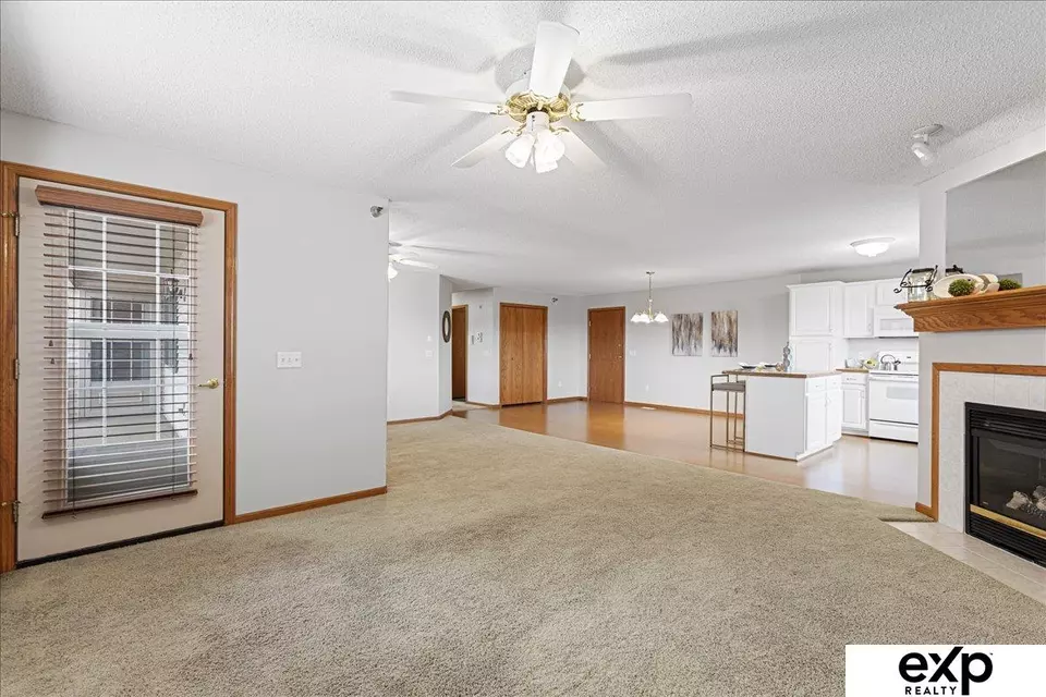  7005 S 74th St #306, La Vista, NE 68128 photo 8