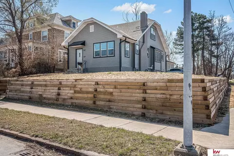 2027 Spencer St, Omaha, NE 68110
