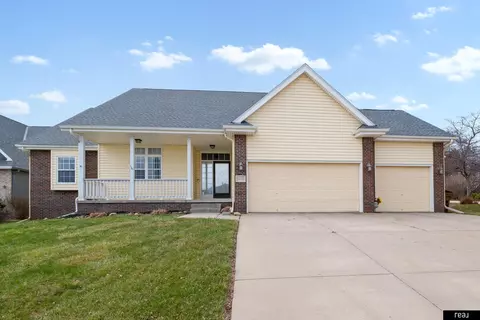 14302 S 24th St, Bellevue, NE 68123