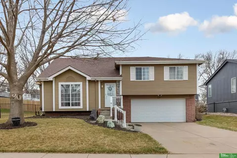 6417 S 164th Ave, Omaha, NE 68135